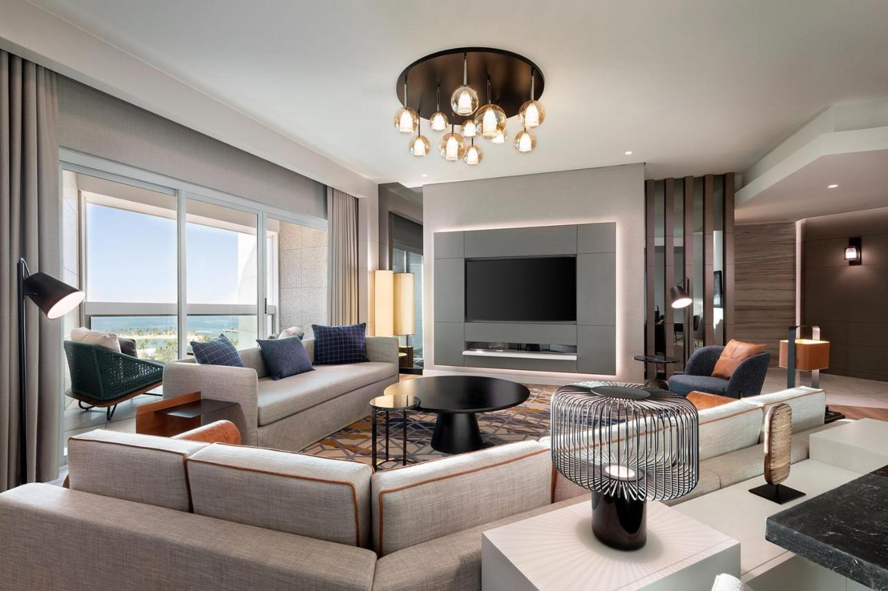 Sheraton Jeddah Hotel - Saudi Brothers Commercial Company Branch Exteriér fotografie A suite at the hotel